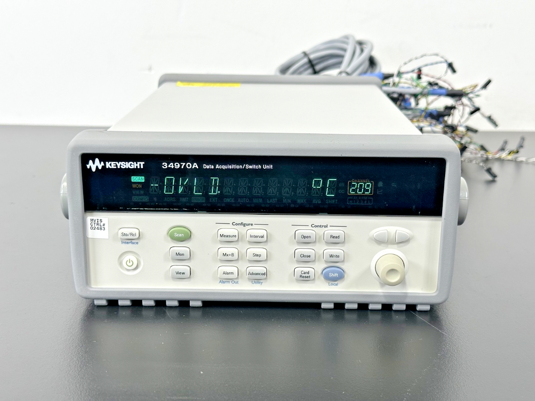 Keysight 34970A Data Acquisition Switch Unit w/ 3x 34901A Multiplexer Working0