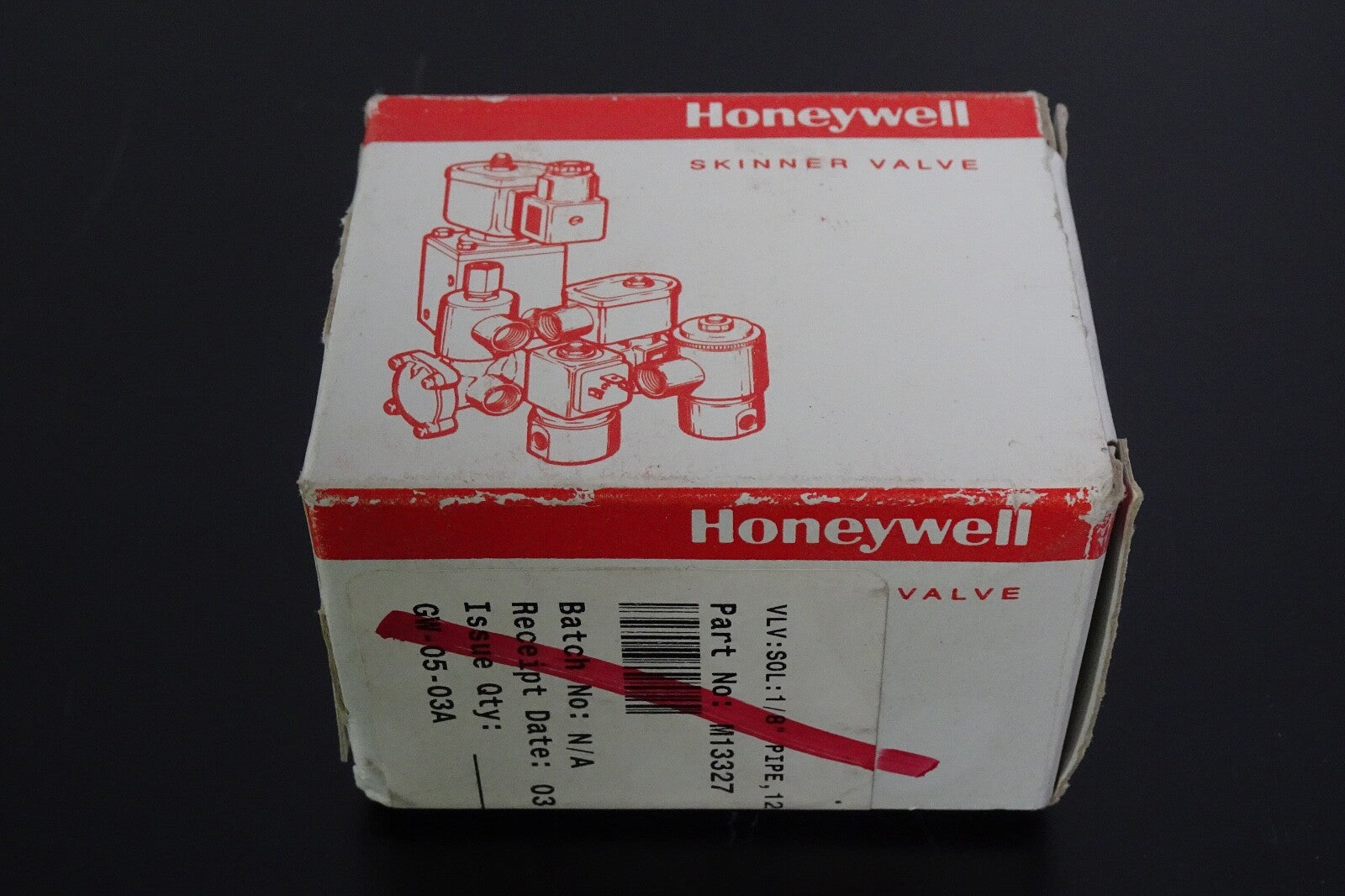 Honeywell 3121BSN1NN00BBT1J1P3 Skinner Valve0