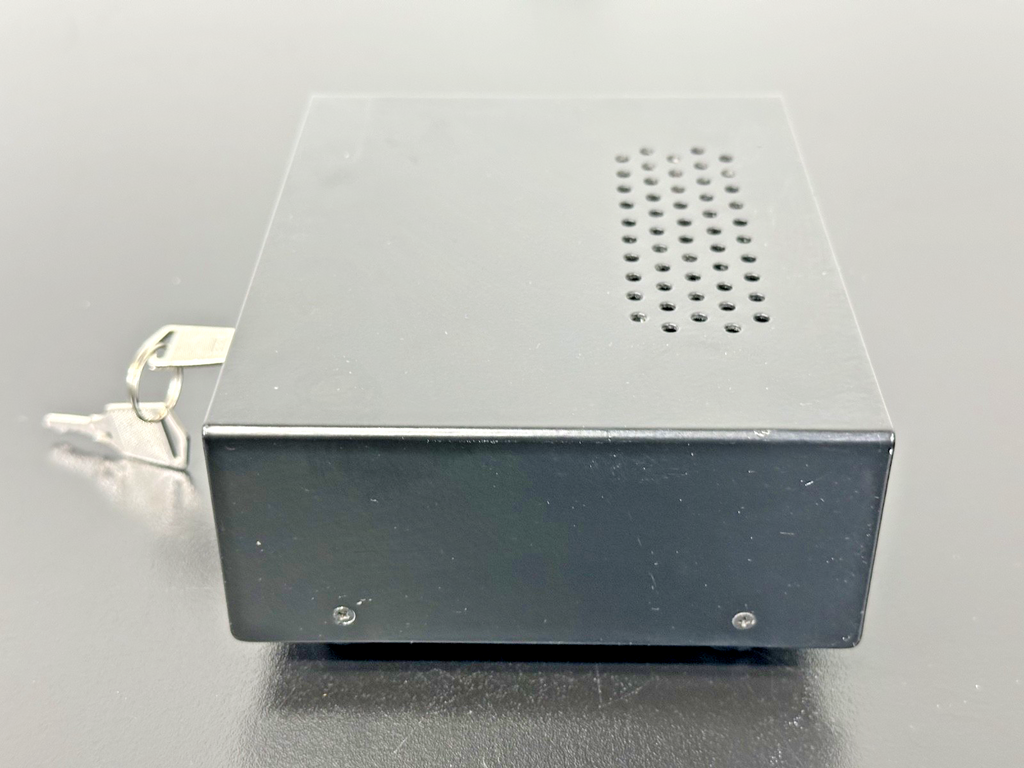 CrystaLaser CL 1000 Diode Pumped Crystal Laser Power Supply Working4