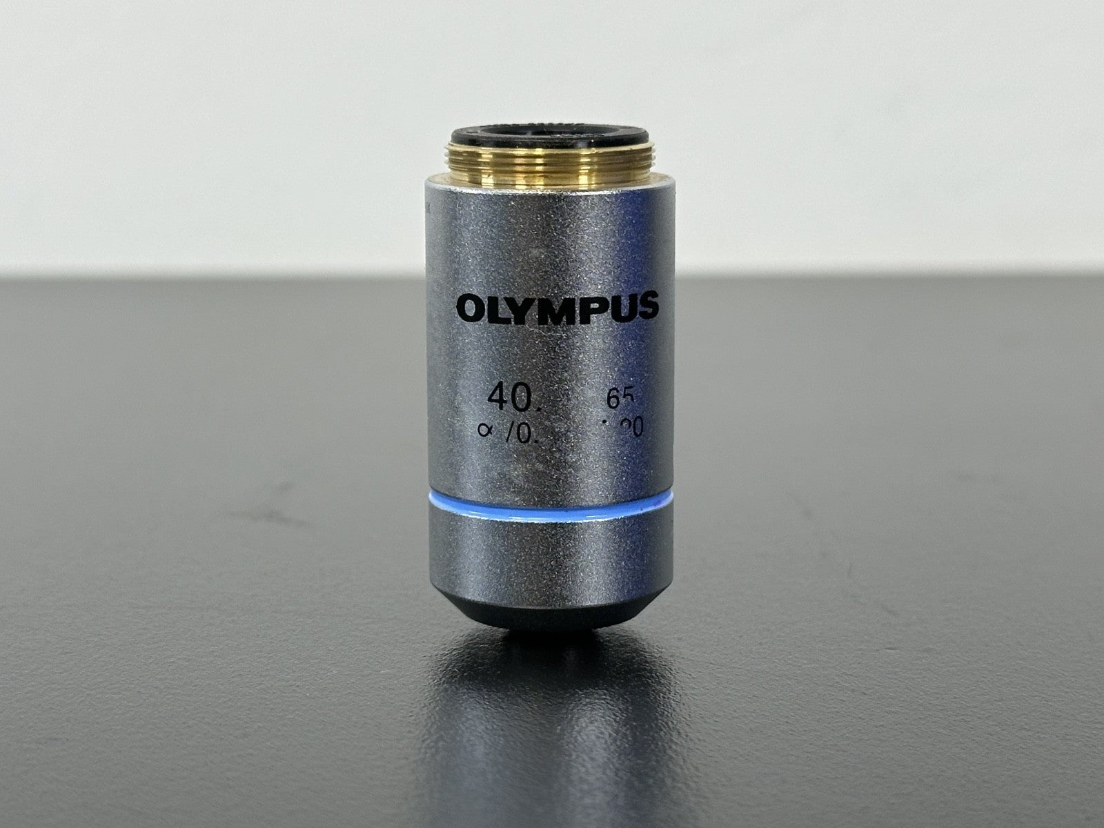 Olympus 40X/0.65 Plan Objective Microscope Lens0